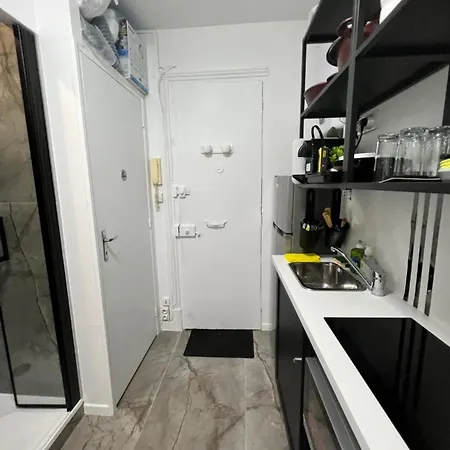Bastille Bercy Gare De Lyon Climatisee 9m2 Idéal 1 Pers ,max 2 Pers * Parigi