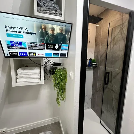 Appartamento Bastille Bercy Gare De Lyon Climatisee 9m2 Idéal 1 Pers ,max 2 Pers Parigi